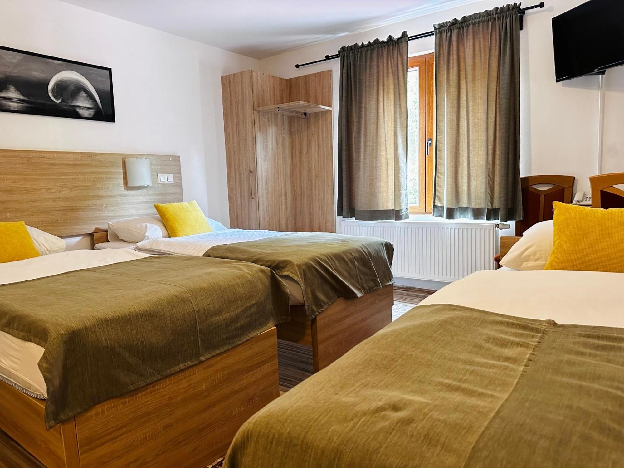 Motel Stovrela 察津 外观 照片