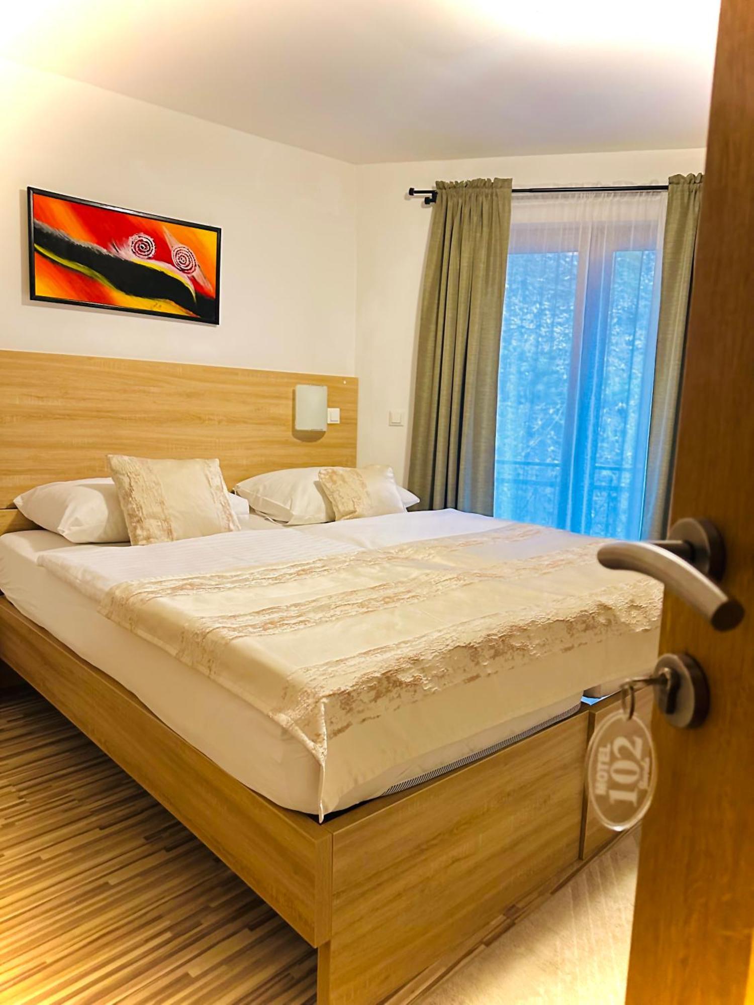 Motel Stovrela 察津 外观 照片